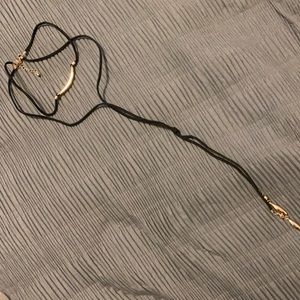 Black necklace ( chocker )